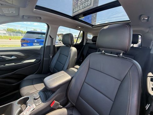 Used 2018 GMC Terrain SLT w/ Infotainment Package II FWD image 13