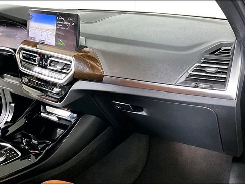 Used 2022 BMW X3 sDrive30i w/ Premium Package 2 (ZPA) image 16