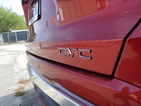 New 2026 GMC Terrain Denali AWD/4WD image 7