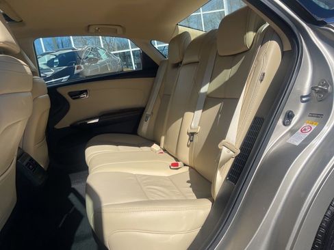 Used 2018 Toyota Avalon XLE Premium w/ Carpet Mat Package FWD image 21