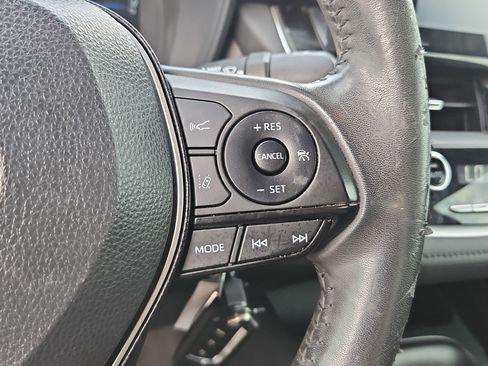 Used 2022 Toyota Corolla SE image 19