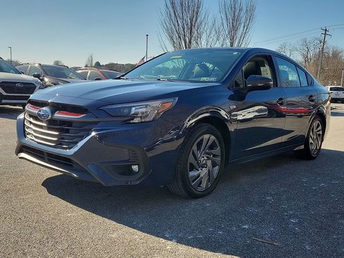 Certified 2025 Subaru Legacy Premium AWD/4WD image 4