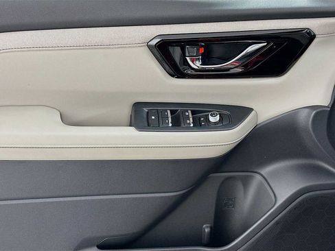 Used 2025 Subaru Forester Limited w/ Popular Package #1 image 17