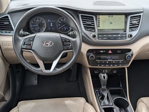 Used 2016 Hyundai Tucson Limited FWD image 19