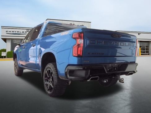 Used 2024 Chevrolet Silverado 1500 LT Trail Boss w/ Protection Package AWD/4WD image 4