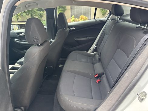 Used 2018 Chevrolet Cruze LS FWD image 26