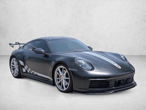 Used 2021 Porsche 911 Carrera S RWD image 3