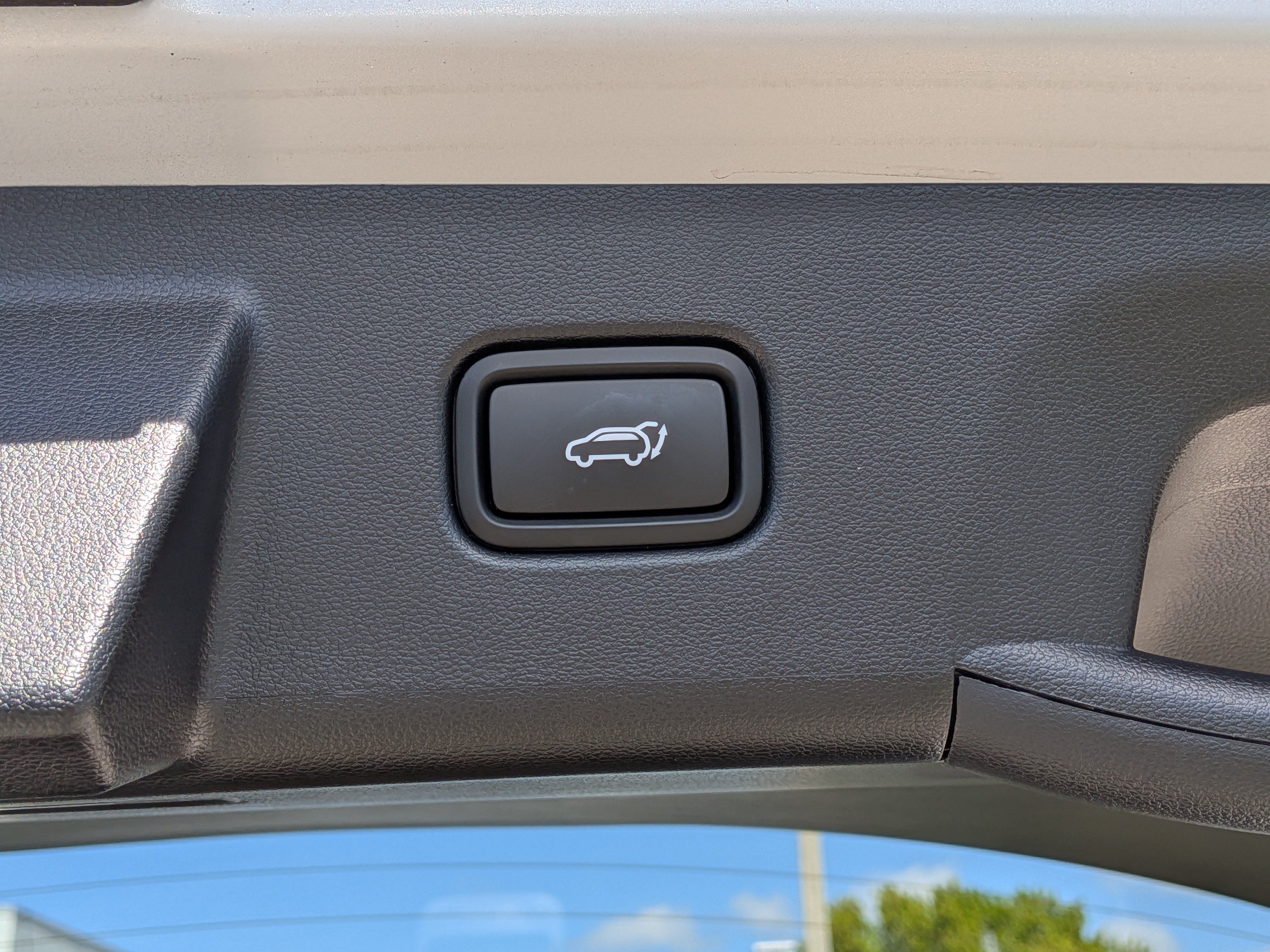 Used 2025 Hyundai Tucson SEL FWD image 14