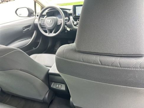 Used 2026 Toyota Corolla LE FWD image 15