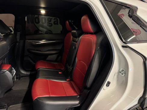 Used 2024 INFINITI QX50 Sport image 22