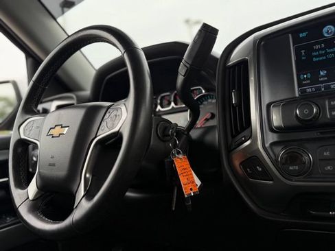 Used 2018 Chevrolet Silverado 1500 LT w/ All Star Edition AWD/4WD image 10