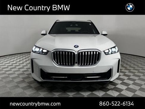 New 2026 BMW X5 xDrive50e w/ Climate Comfort Package image 2