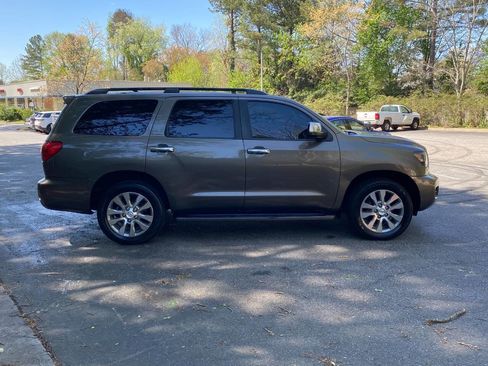Used 2010 Toyota Sequoia Limited image 4