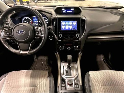 Used 2021 Subaru Forester Premium image 15