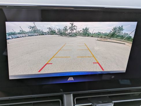 Used 2024 Chevrolet Trax LT w/ Driver Confidence Package image 24