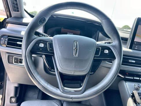 Used 2020 Lincoln Aviator Reserve w/ Equipment Group 202A AWD/4WD image 17