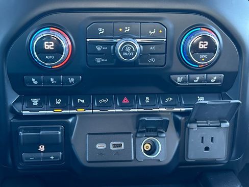 Used 2022 Chevrolet Silverado 3500 High Country w/ Safety Package II image 16