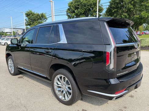 Used 2023 Cadillac Escalade Premium Luxury w/ LPO, Radiant Package AWD/4WD image 2