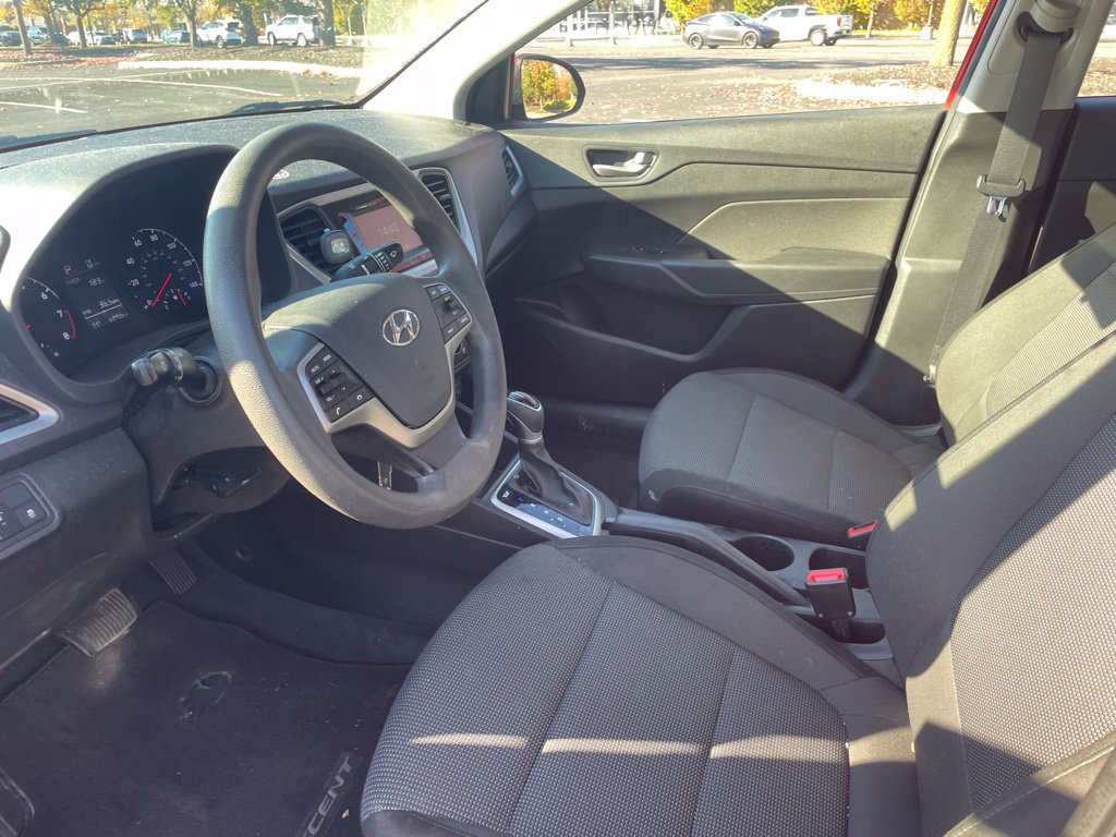 Used 2020 Hyundai Accent SE FWD image 10