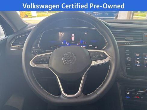 Used 2024 Volkswagen Tiguan SE image 20