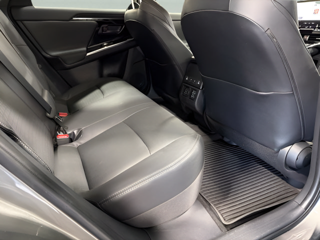Certified 2023 Subaru Solterra AWD image 29