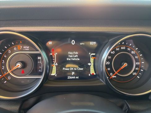 Used 2023 Jeep Gladiator Mojave w/ Cold Weather Group image 13