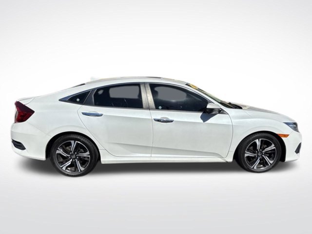 Used 2016 Honda Civic Touring image 8