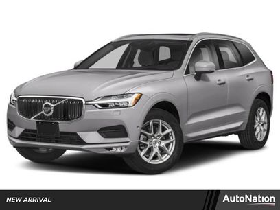 Used 2018 Volvo XC60 T5 Momentum w/ Convenience Package