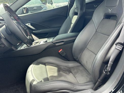 Used 2018 Chevrolet Corvette Z06 RWD image 30