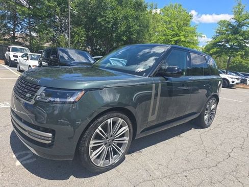 Used 2025 Land Rover Range Rover SE AWD/4WD image 1