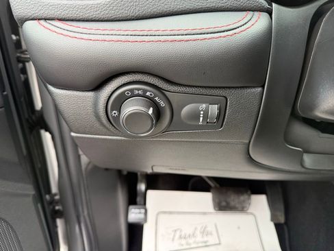 Used 2024 Dodge Durango GT image 14