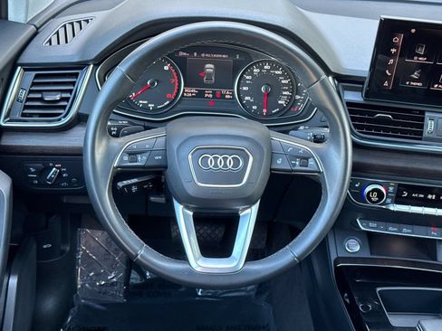 Used 2023 Audi Q5 2.0T Premium w/ Convenience Package AWD/4WD image 18