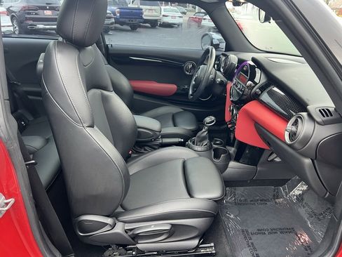 Used 2014 MINI Cooper S image 15