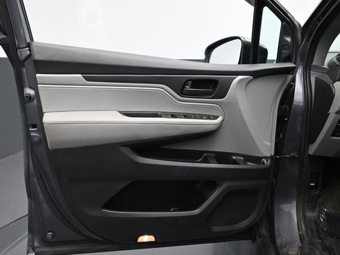 Used 2020 Honda Odyssey EX image 16
