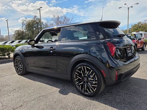 New 2026 MINI Cooper S image 5