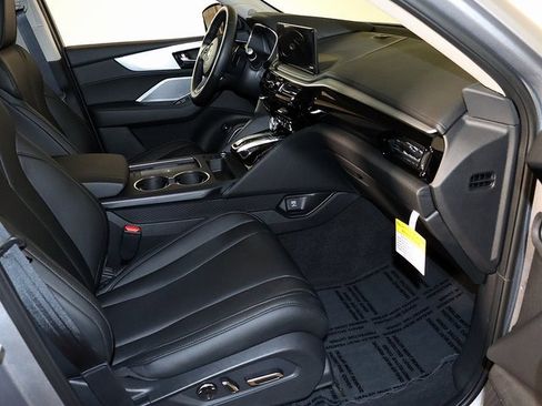 Used 2026 Acura MDX SH-AWD image 35