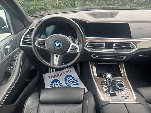 Certified 2023 BMW X5 xDrive45e w/ Executive Package AWD/4WD image 17