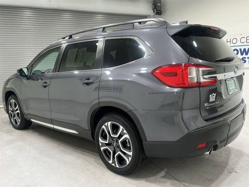 Used 2024 Subaru Ascent Limited w/ Technology Package image 6