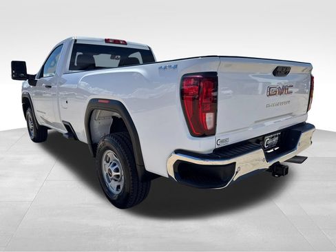 Used 2024 GMC Sierra 2500 Pro w/ 1SA Pro Safety Plus Package AWD/4WD image 4