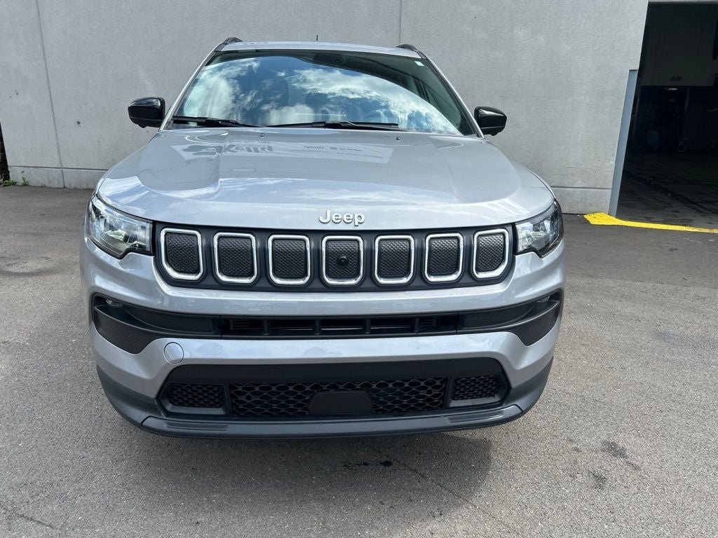 Used 2022 Jeep Compass Latitude AWD/4WD image 9