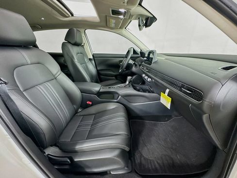 Certified 2026 Honda HR-V EX-L image 36