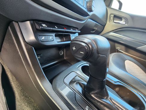 Used 2016 Chevrolet Colorado Z71 AWD/4WD image 18