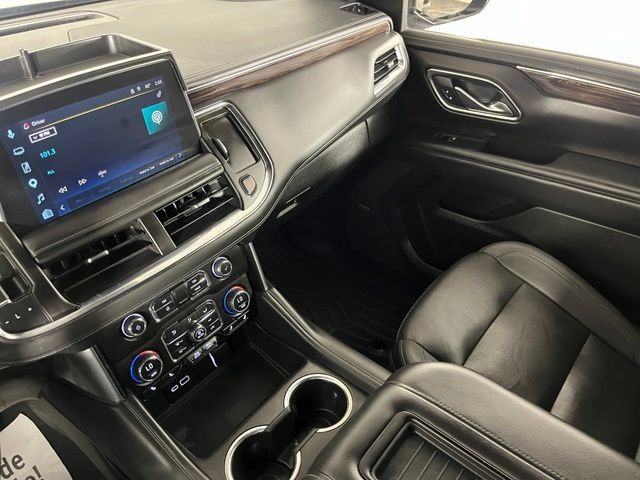 Used 2023 Chevrolet Suburban Z71 AWD/4WD image 35