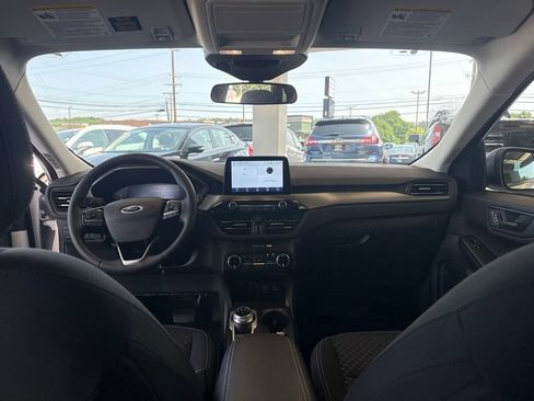Certified 2023 Ford Escape Active AWD/4WD image 15