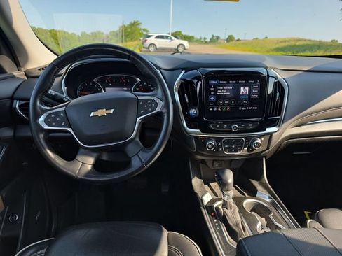 Used 2021 Chevrolet Traverse High Country AWD/4WD image 5