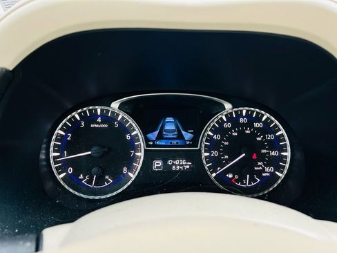 Used 2013 INFINITI JX35 AWD w/ Premium Pkg image 24