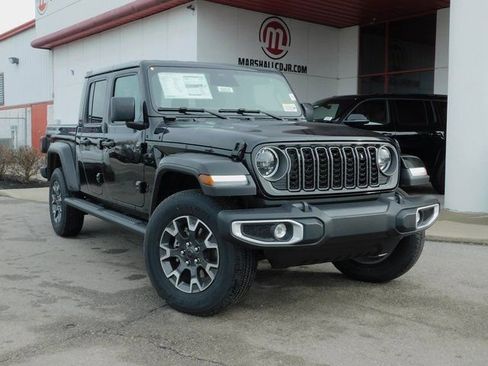 New 2026 Jeep Gladiator Sport AWD/4WD image 2