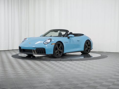Used 2026 Porsche 911 GTS RWD image 42