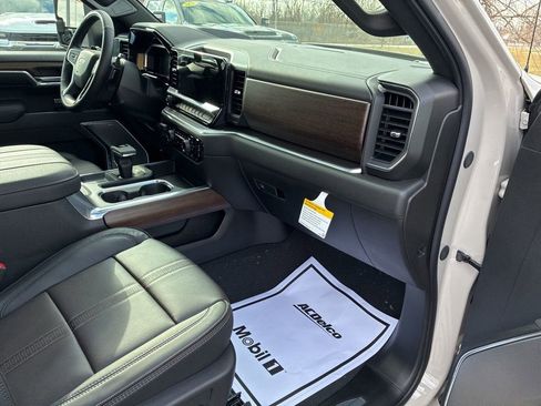 New 2026 Chevrolet Silverado 1500 High Country w/ Technology Package image 35