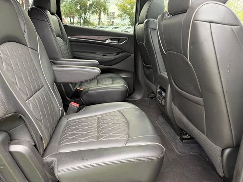 Used 2023 Buick Enclave Avenir w/ Avenir Technology Package image 10